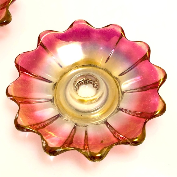 2 Midcentury American candleholders plates , cranberry pink Amberina glass. - Picture 4 of 5